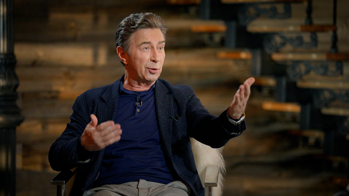 «Концерт под пулями и жизнь “по-своему”: Сюткин — о настоящем экстриме, стилягах и умении быть независимым»